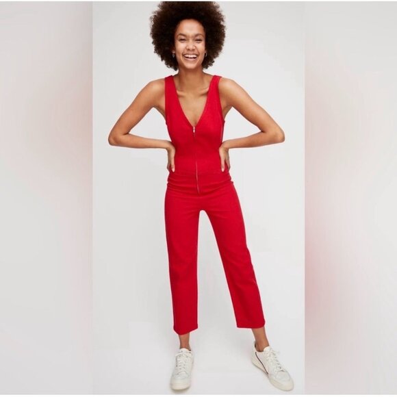 Aritzia Wilfred Free Teresa Denim Jumpsuit Size 0 Red Cropped V-Neck Sleeveless - Picture 1 of 12
